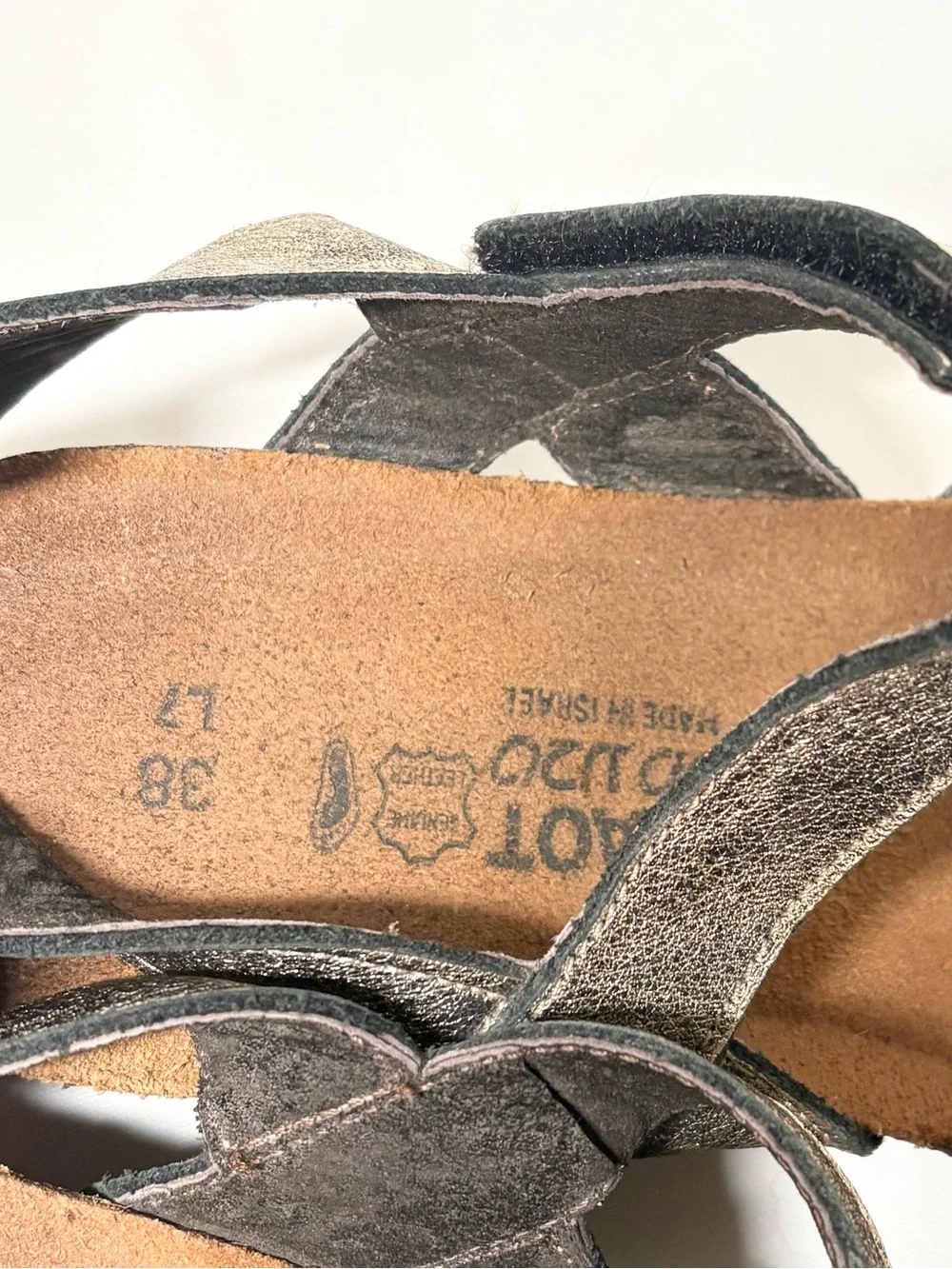 Naot Alyssa Metallic Leather Studded Adjustable Strap Comfort Sandals Size EU 38